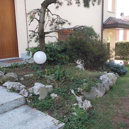 Bnbook - Residenza Naggi Casorate Sempione Buitenkant foto