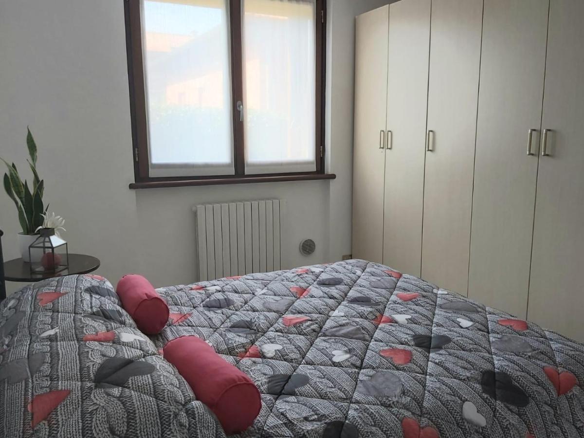 Bnbook - Residenza Naggi Casorate Sempione Buitenkant foto