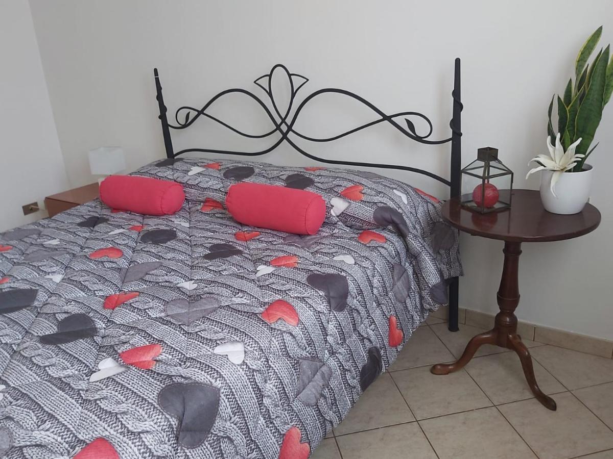 Bnbook - Residenza Naggi Casorate Sempione Buitenkant foto