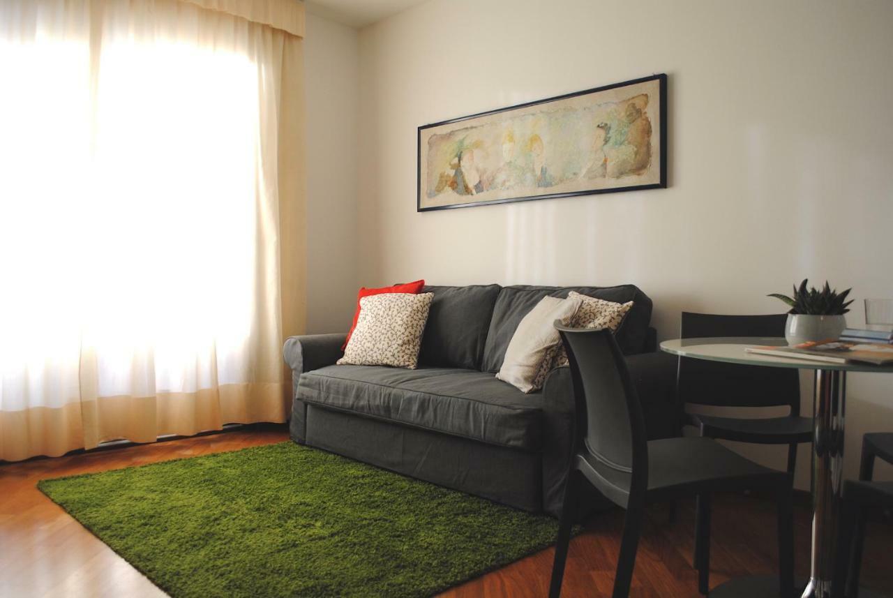 Bnbook - Residenza Naggi Casorate Sempione Buitenkant foto